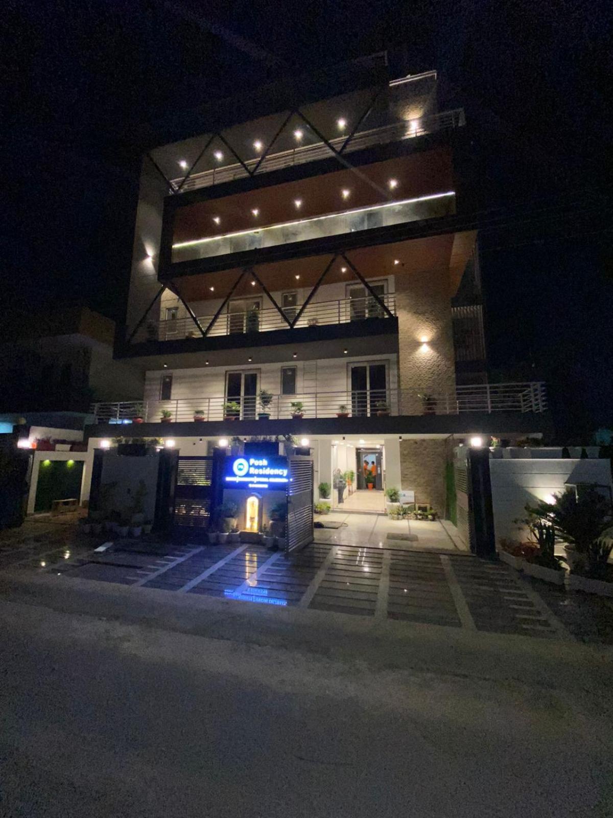 Posh Residency Huda City Center Gurgaon Esterno foto