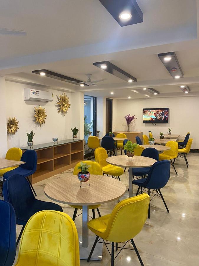 Posh Residency Huda City Center Gurgaon Esterno foto