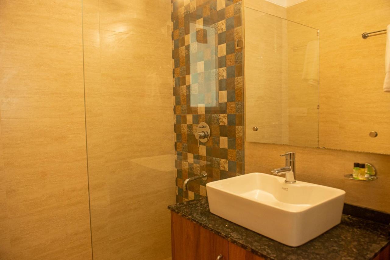 Posh Residency Huda City Center Gurgaon Esterno foto