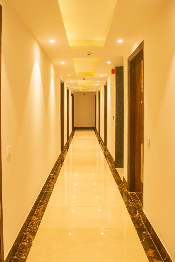 Posh Residency Huda City Center Gurgaon Esterno foto